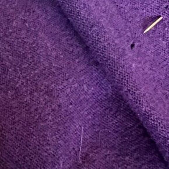 Youth Large LSU Tigers T-Shirt | Purple | NCAA Short sleeve T-shirt minor flaw - Picture 4 of 5